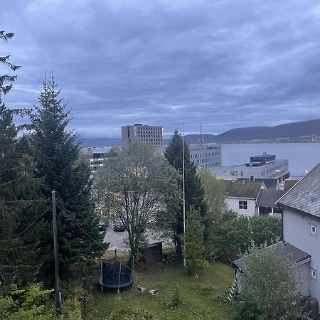 Nice Apartment Near To City Center Of Tromso Bagian luar foto